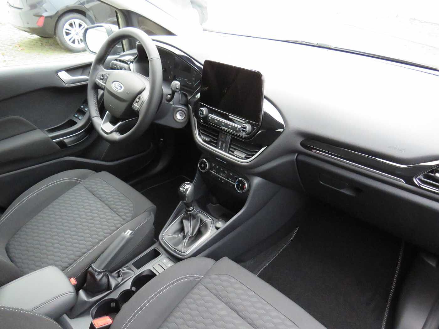 Ford Fiesta: Sitzheizung - Sitze - Ford Fiesta Betriebsanleitung